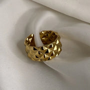 Pyra Gold Ring