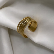Missa Gold Ring
