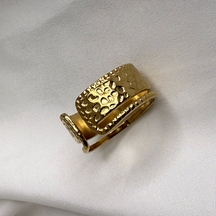 Missa Gold Ring