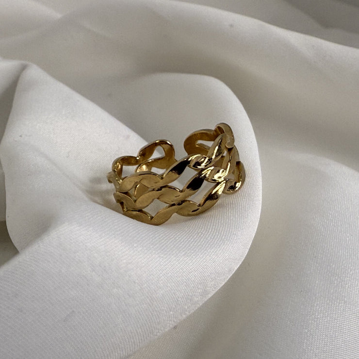 Diana Gold Ring