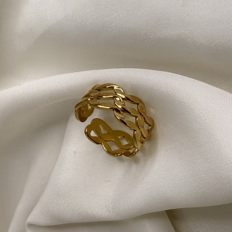 Diana Gold Ring