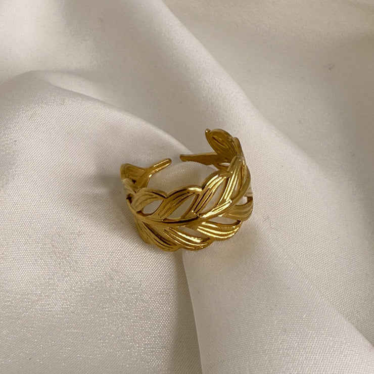 Flossie Gold Ring