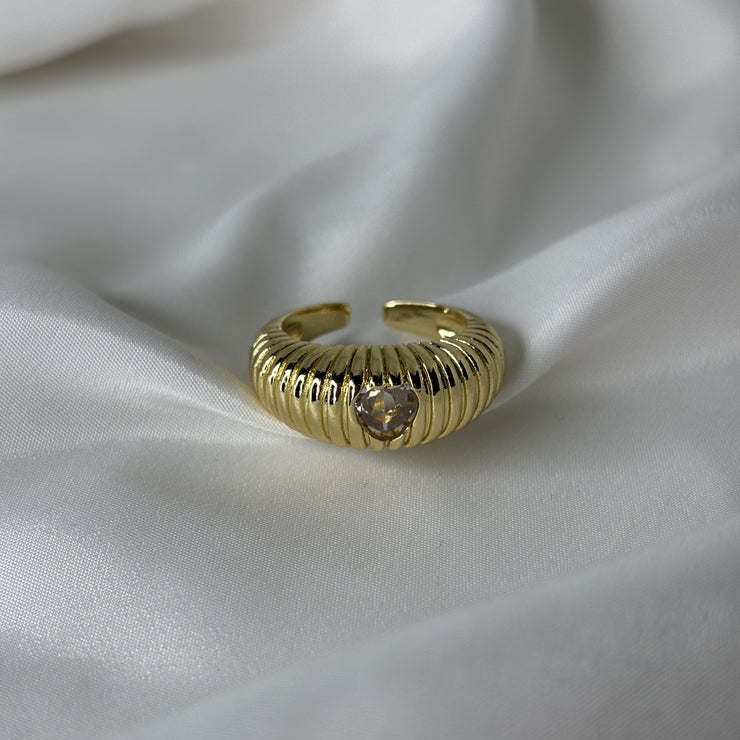 Evie Gold Ring