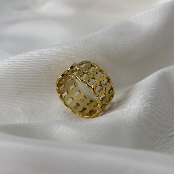 Nash Gold Chain Ring