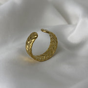 Cheri Leaf Ring