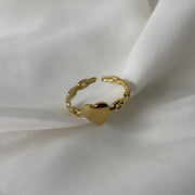 Clive Heart Gold Ring