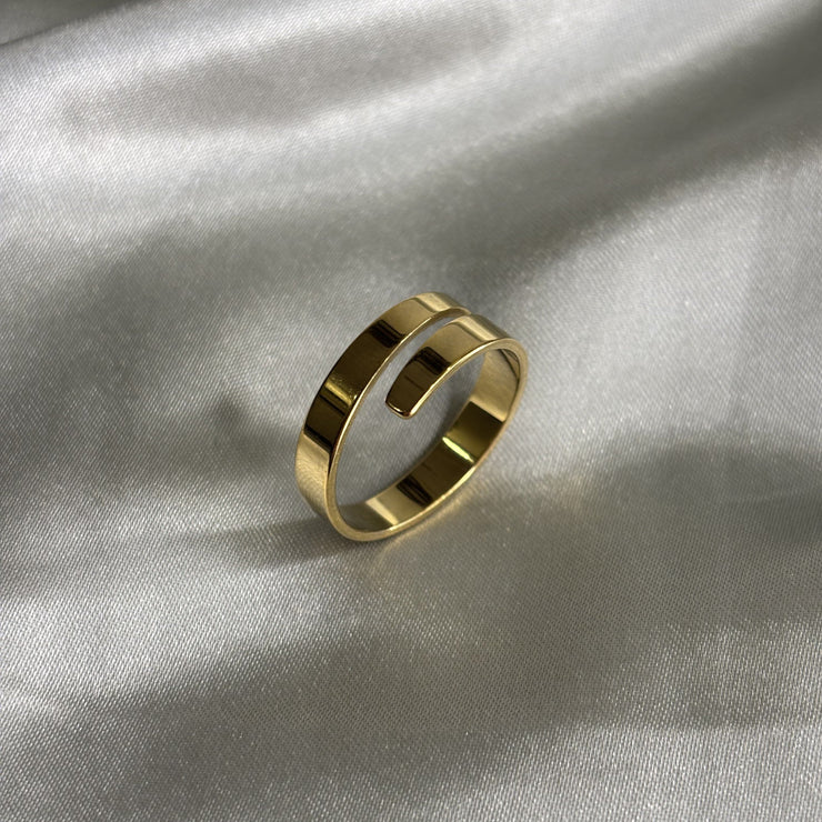Maple Gold Ring