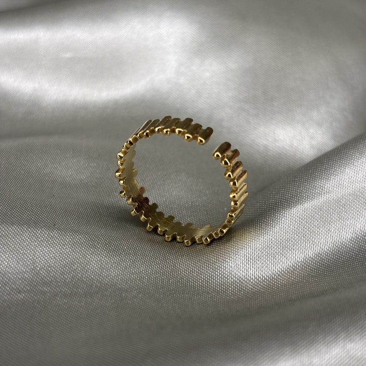 Minara Gold Ring