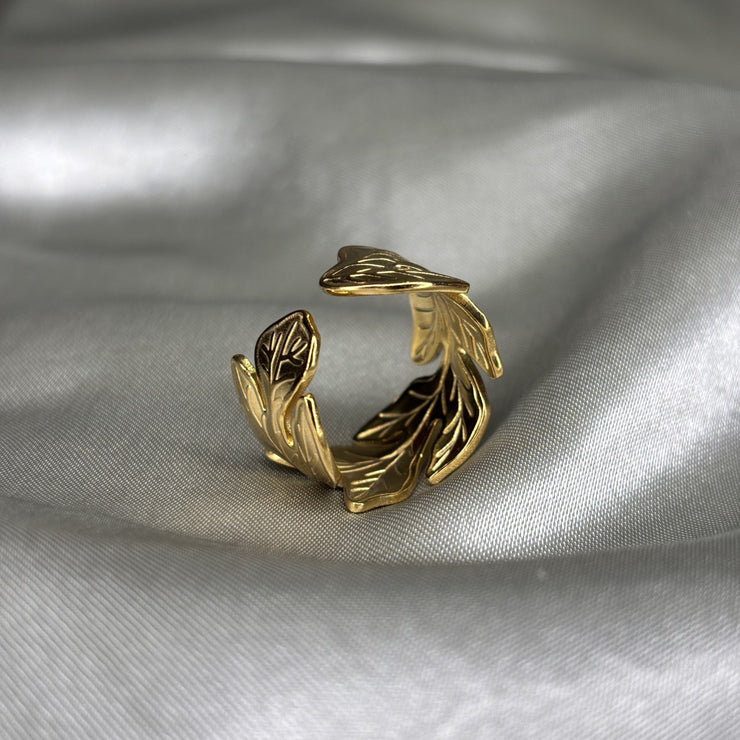 Arum Gold Ring