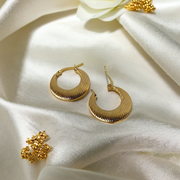 Scaled Textured Hoops