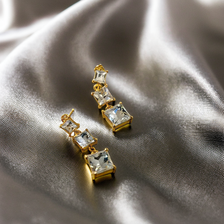 Tripple Diamond Earrings